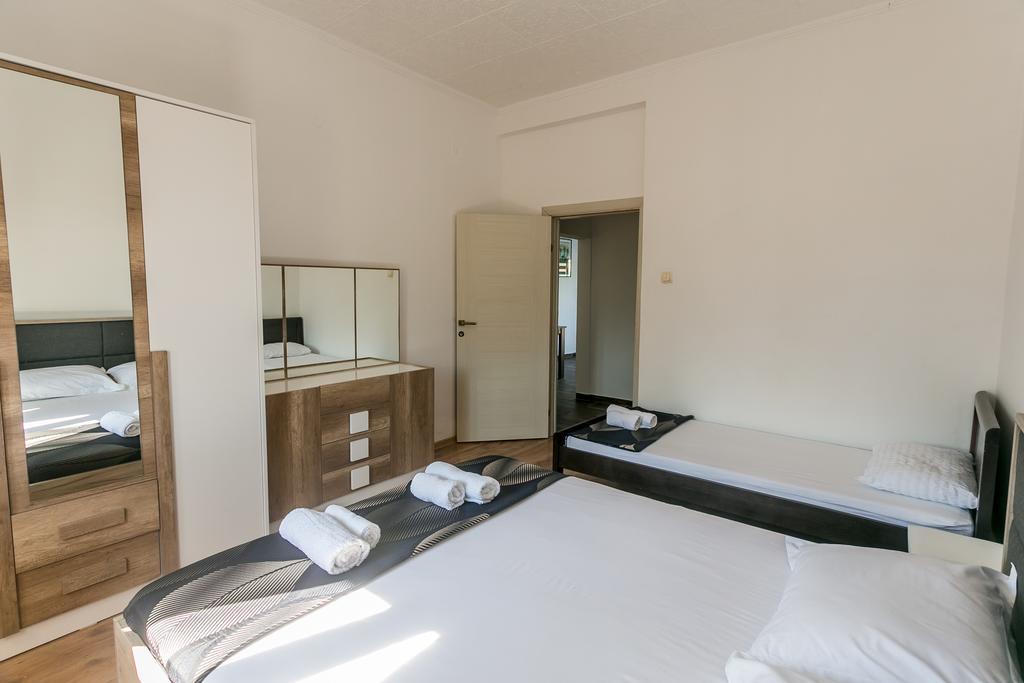 Radanovići Tramonto Apartments מראה חיצוני תמונה