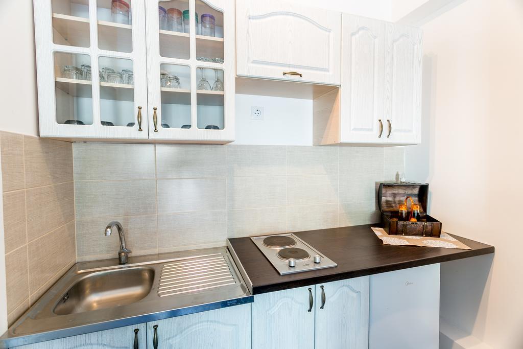 Radanovići Tramonto Apartments מראה חיצוני תמונה