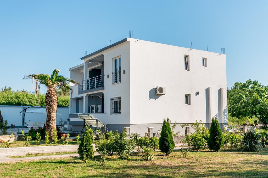 Radanovići Tramonto Apartments מראה חיצוני תמונה