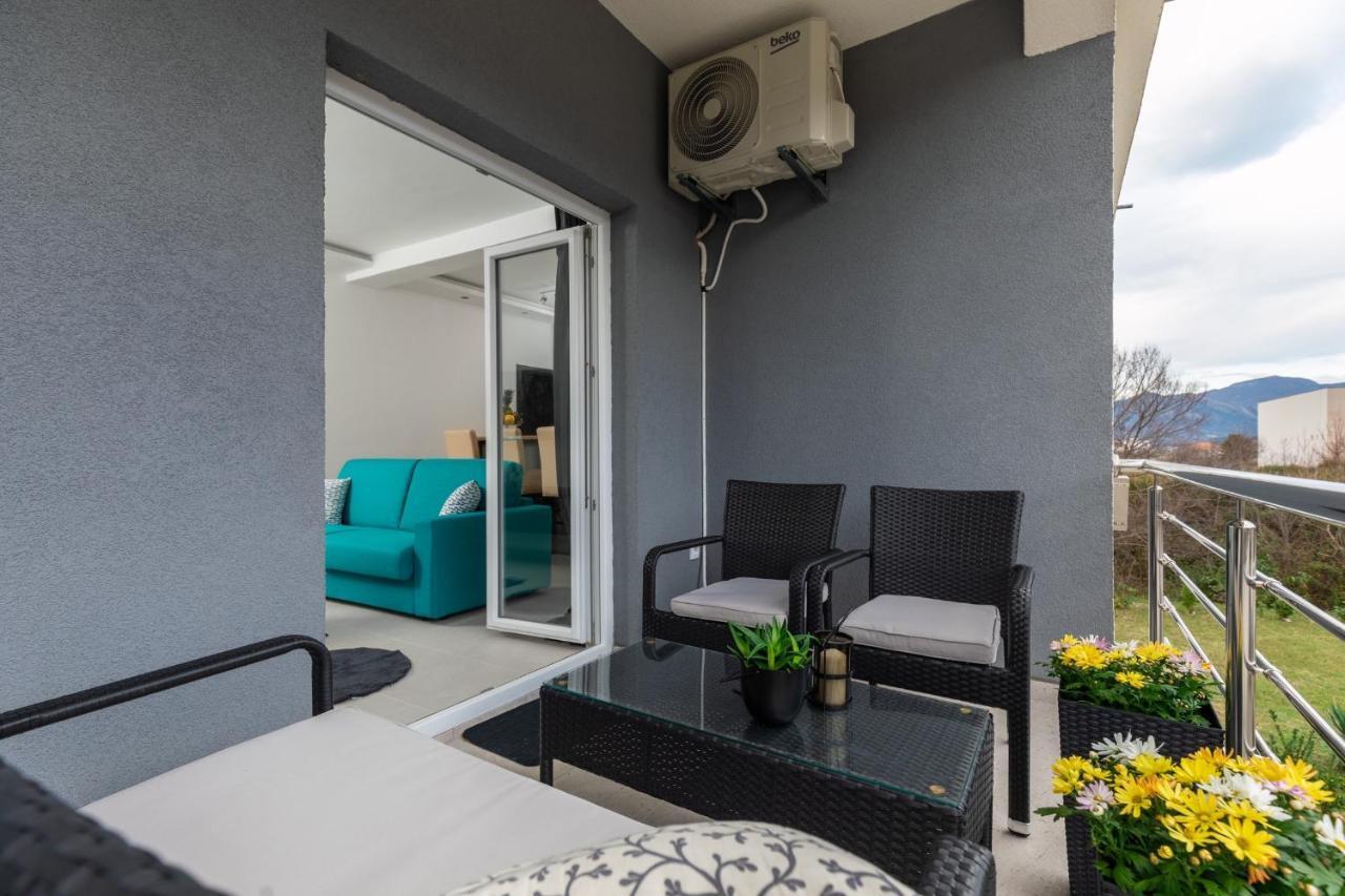 Radanovići Tramonto Apartments מראה חיצוני תמונה