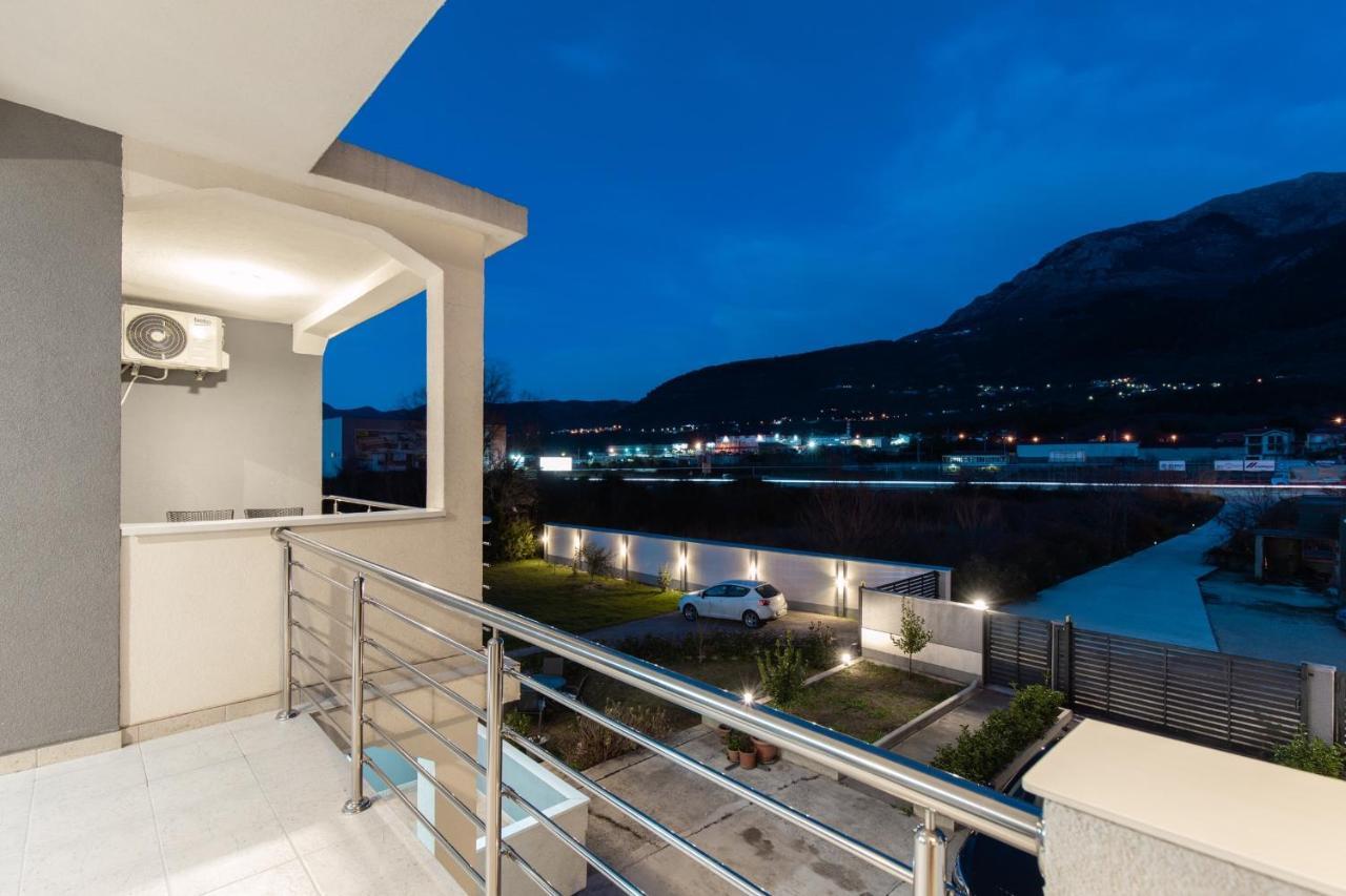 Radanovići Tramonto Apartments מראה חיצוני תמונה