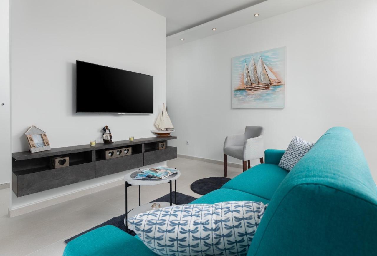 Radanovići Tramonto Apartments מראה חיצוני תמונה